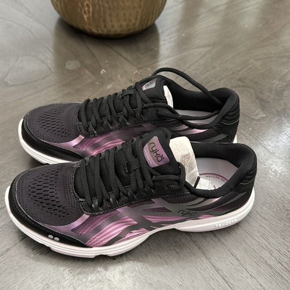 Ryka Devotion Plus 3 Walking Shoe (WIDE) - Picture 7 of 8